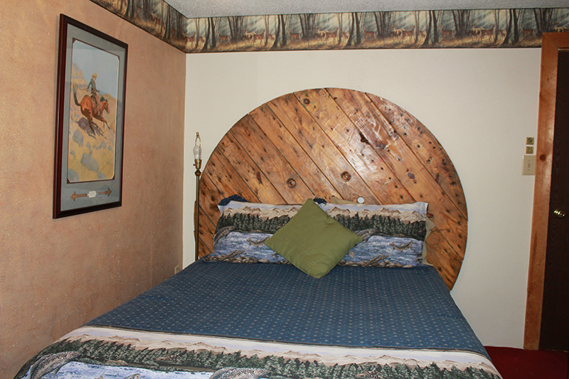 Lodge Room 4